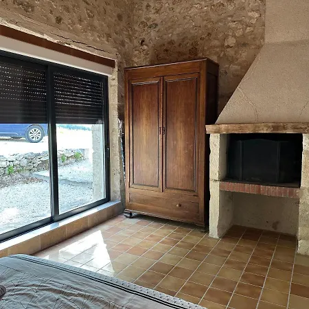 Maison Charmante Nature Piscine Chauffee Holiday home Montlauzun